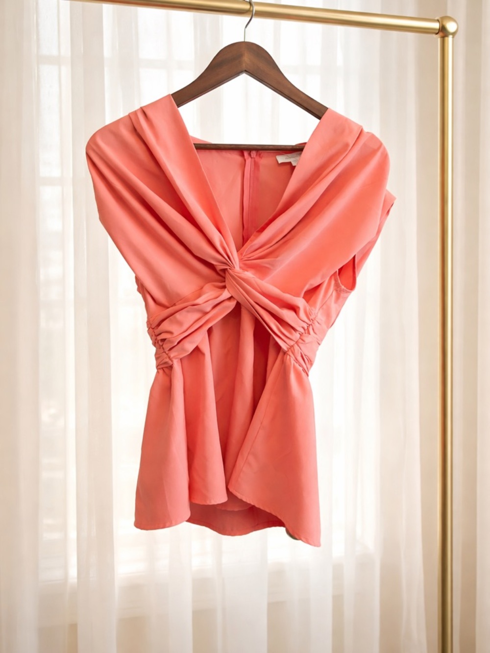 mittoshop Coral Twist-Front Blouse